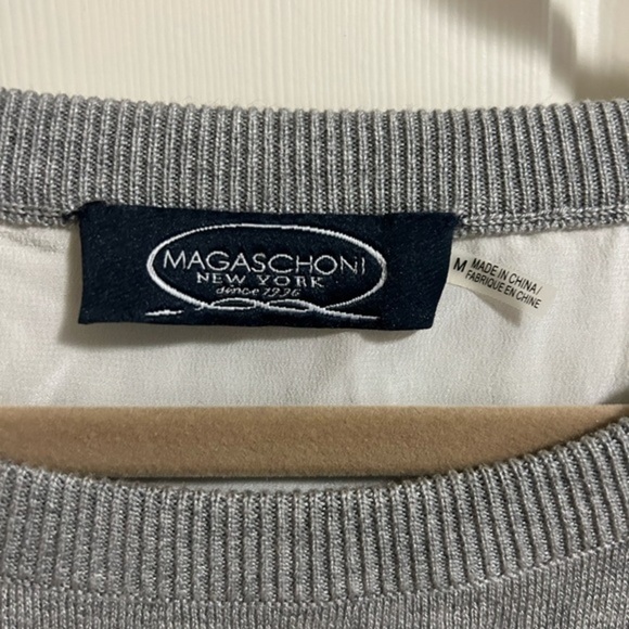 Magaschoni Cashmere and Silk Layered Gray Sweater Size Medium - Picture 2 of 6